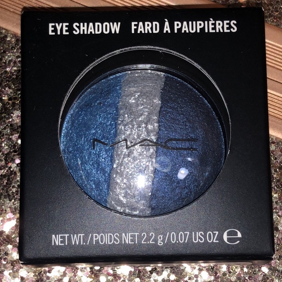 MAC Cosmetics eyeshadow Persuasive NEW - Picture 8 of 16